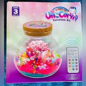 NWT - Light up unicorn terrarium kit in the original box never opened
